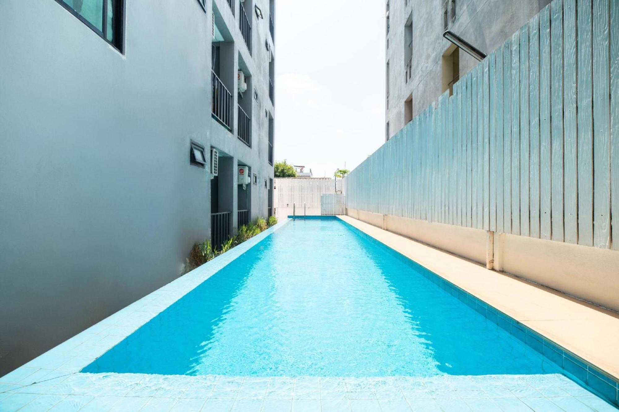 Super Oyo 427 Chill Apartment Бангкок Экстерьер фото